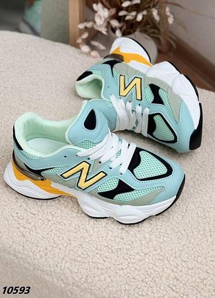 Кроссовки голубые женские