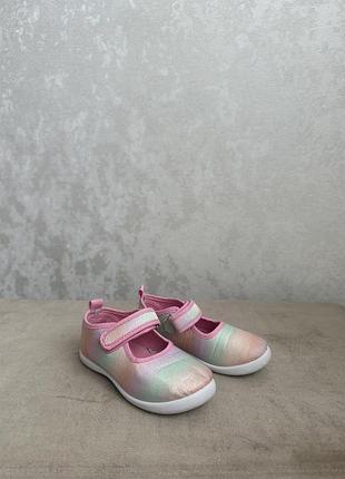 Взуття в садочок