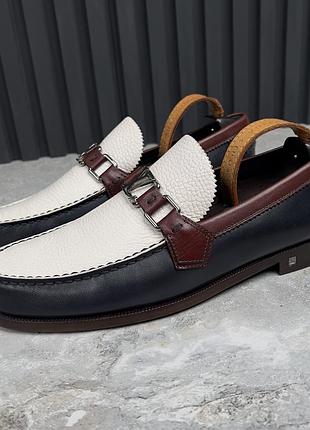 Louis vuitton logo major loafers blue white leather чоловічі туфлі лофери оригінал 42 eur