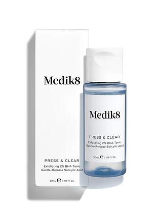 Тонік 2% bha з м'якою саліциловою кислотою medik8 travel size press &clear 30ml