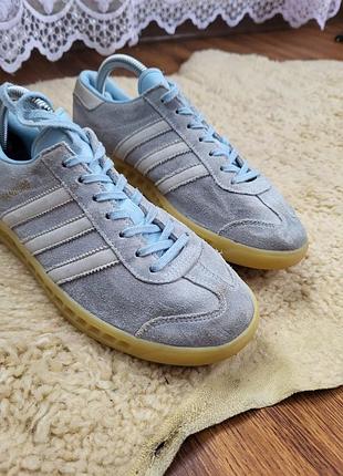 Кроссовки женские замшевые adidas