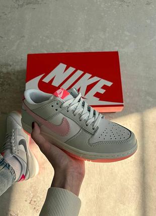 Nike dunk low 520 pink puck