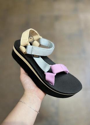 Босоніжки teva flatform universal оригінал❗️❗️❗️2 фото