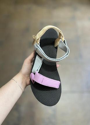 Босоніжки teva flatform universal оригінал❗️❗️❗️3 фото