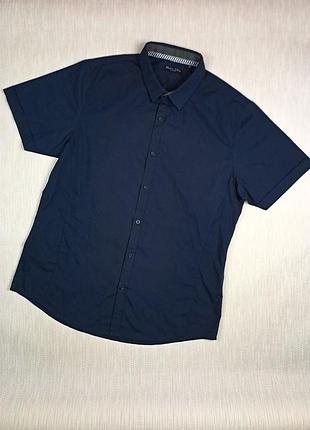 Стильна чоловіча сорочка