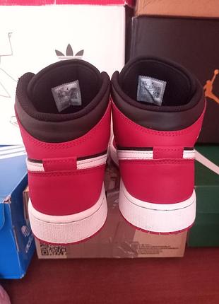 Кросівки nike air jordan 1 mid 4