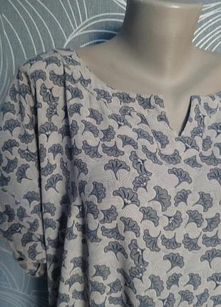 9xl нова велика класна літня кофточка блузка, знизу є шнурок
