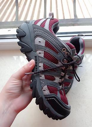 Оригінальні кросівки merrell