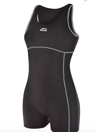 Спортивный купальник slazenger с шортами р.м