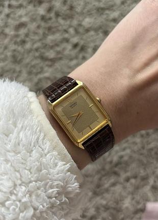 Вінтажний унісекс годинник seiko tank v700-5k30