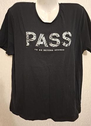 Футболка чоловіча pass to go beyond bounds
