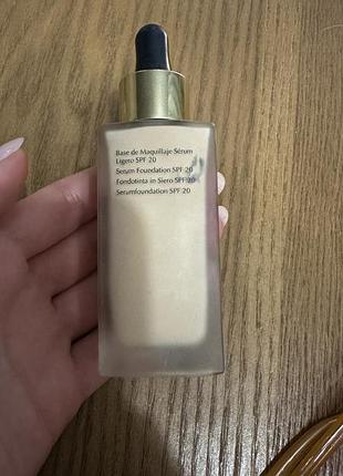 Estee lauder futurist skintint serum spf20 тональна основа4 фото