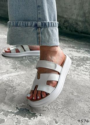 Шльопанці жіночі білі, натуральна шкіра