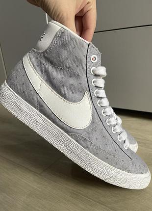 Кеди/кросівки nike blazer id