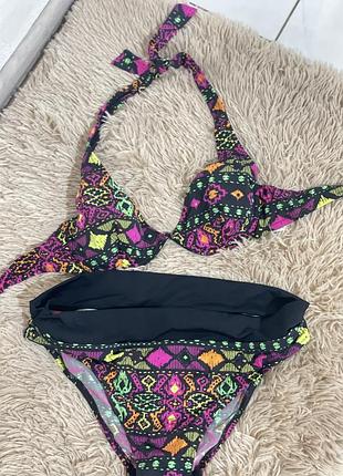 Яскравий жіночий купальник , сток з європи, прекрасна якість розмір м(38)