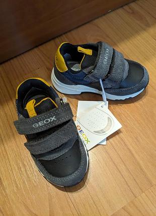 Кросівки geox respira 20р