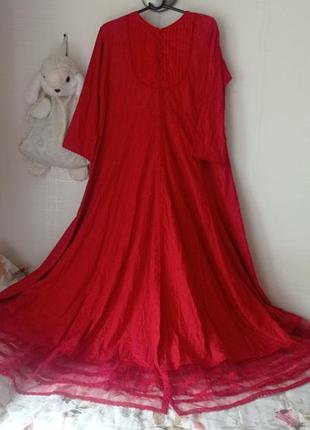 Нова з біркою довга етнічна сукня.