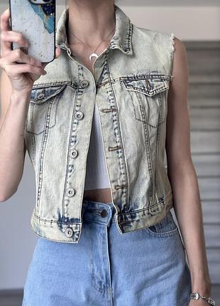 Джинсова жилетка жіноча м