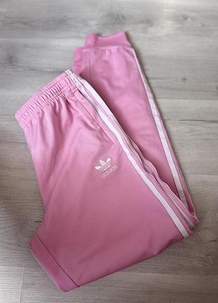 Спортивні штани adidas