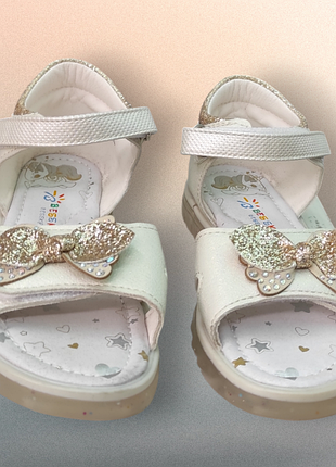 Детские босоножки сандалии для девочки с пяткой золото 29(18,7)