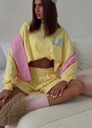 Костюм женский