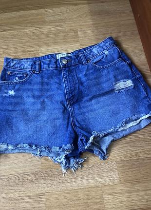 Актуальні джинсові шорти  стан люкс 👌