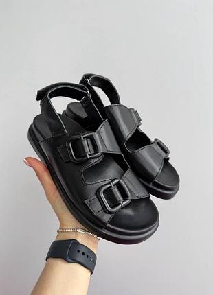 Босоніжки жіночі шкіряні, фабричної якості, чорні