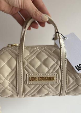 Сумочка love moschino бежева