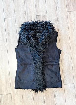 Жилет еко хутро лами new look