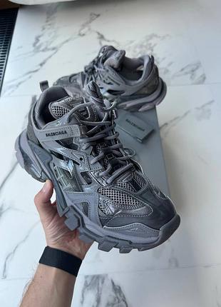 Кросівки чоловічі track 2 trainer grey