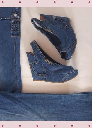 Женские босоножки из джинсы