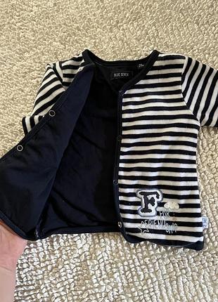 Светрик на кнопки