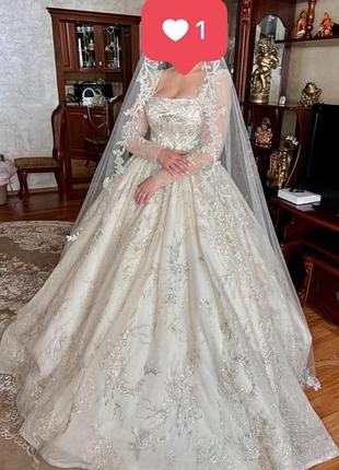 Сукня весільна