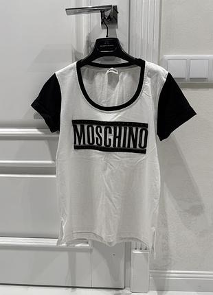 Жіноча футболка