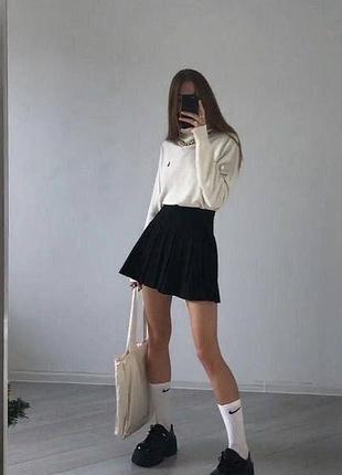 Спідниця з шортиками ❤️

мод : ss 522
тканина : костюмка
колір : білий, чорний
розмір : 40, 42, 44