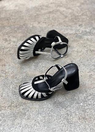 Дизайнерські босоніжки із натуральної шкіри та замші діора 8