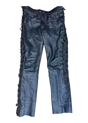 Шкіряні байкерські штани на шнурівці збоку harro