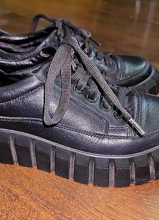 Туфли женские девчачьи 35 размер кожаные