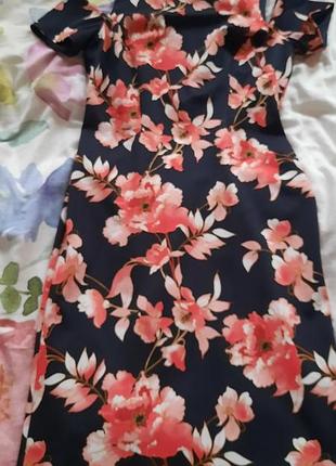 Платье линия цветочный принт размер 36