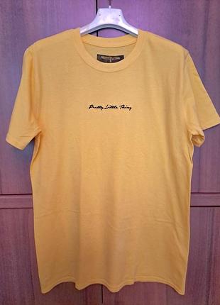 Футболка жовтого кольору