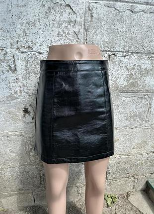 Міні спідниця чорна штучна шкіра розмір с topshop