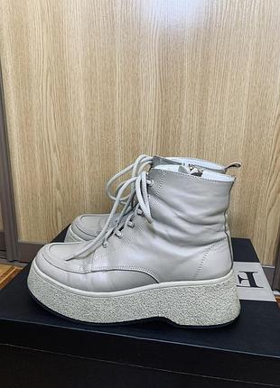 Зимові жіночі черевики