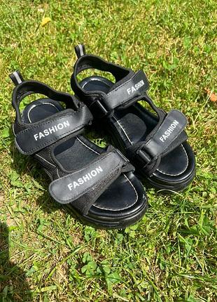 Босоножки женские