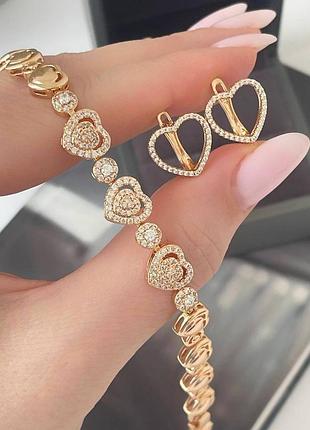 Набор медсплав медзолото, фианиты камушины, серьги сердечки сердечки и браслет с сердечками