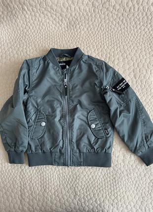 Курточка бомбер molo