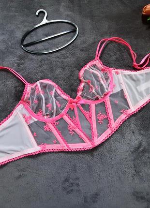 Женский бюстик