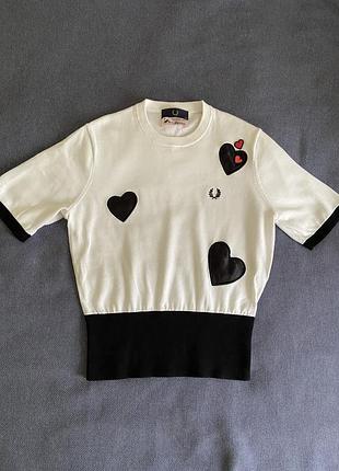 Джемпер fred perry & amy winehouse foundation