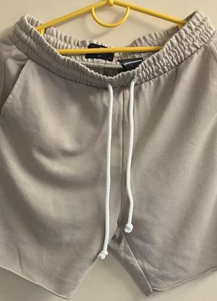 Шорти h&m в чудовому стані, розмір l