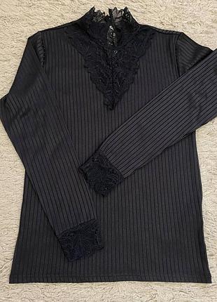 Блузка с кружевом, размер м/l