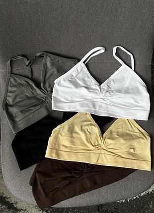 Безшовний топ